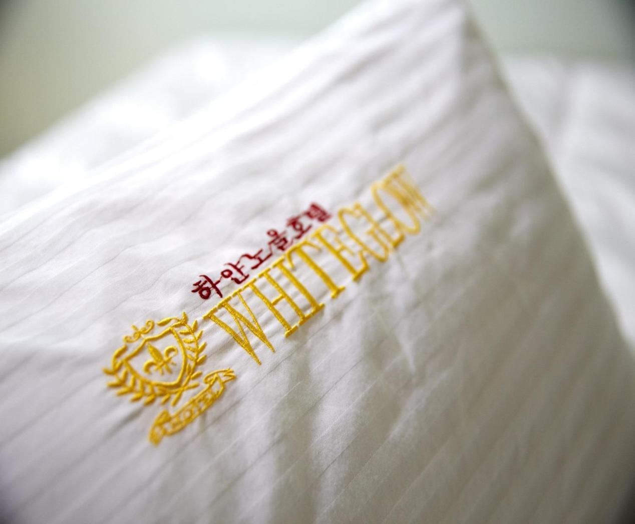 Goheung Hayan Noeul Hotel Phòng bức ảnh