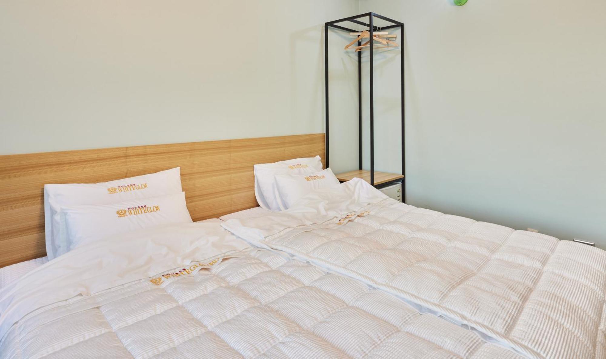 Goheung Hayan Noeul Hotel Ngoại thất bức ảnh
